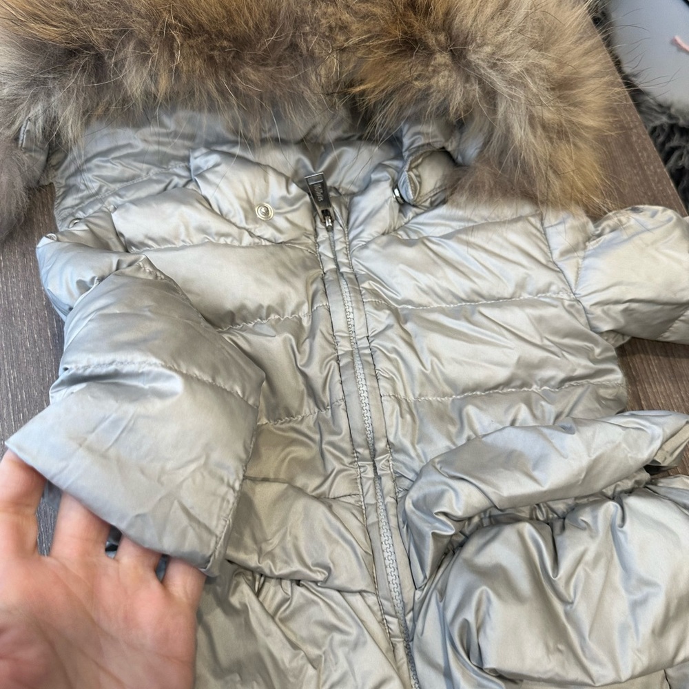 Winter coat - Picture 5 of 10